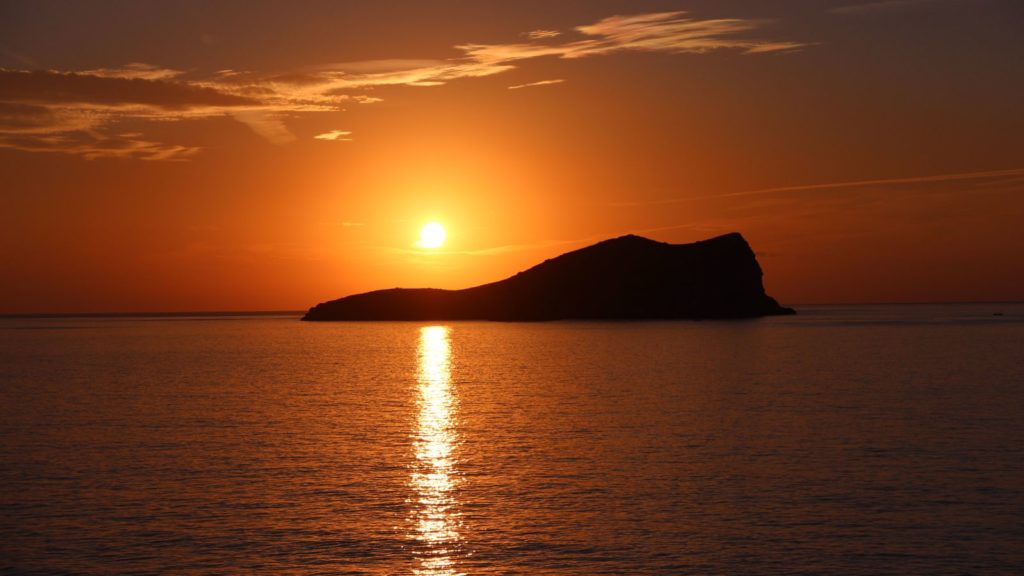Ibiza Beach Clubs Opening-2
